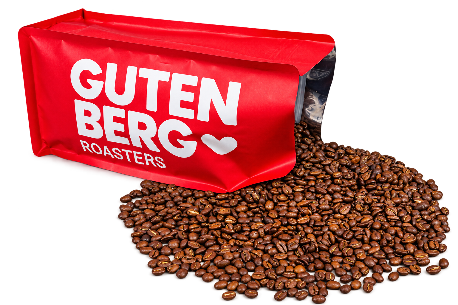 Красная фирменная пачка Gutenberg Roasters и обжаренные кофейные зёрна